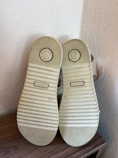 Sandálky vel. 38, baťa,38