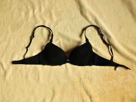 Černá podprsenka luna 70 a krajka push-up, 70a