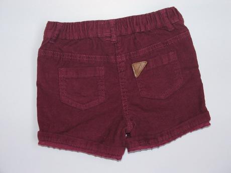 J770 kraťasy vel. 3-4 roky, 104