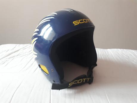 Dětská lyžařská helma scott, l