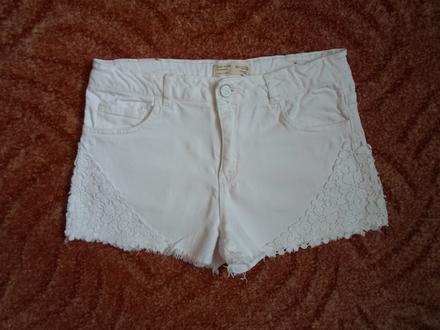 Bílé kraťasy kraťásky šortky s krajkou, zara,152