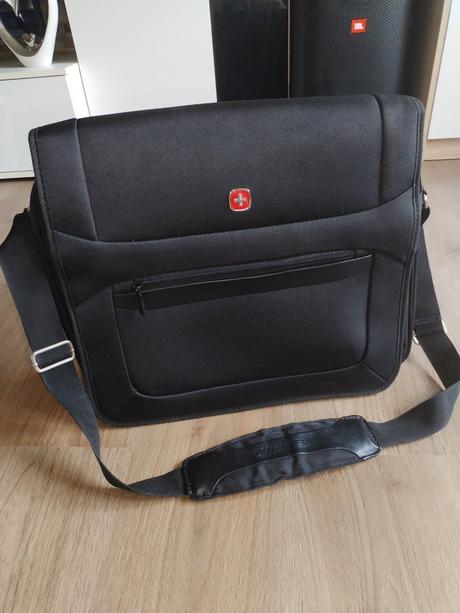 Značková brašna na notebook wenger, 