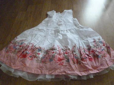 Šaty s krajkou 2-3, 98