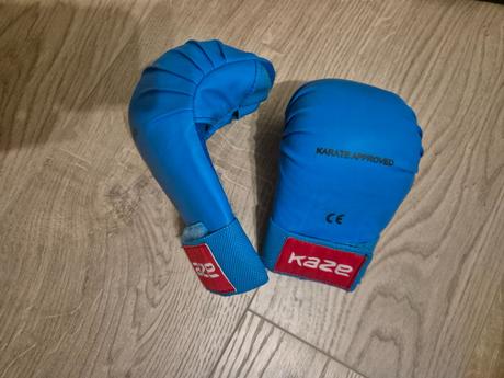 Chrániče na karate kumite - rukavice - kaze vel. s, 