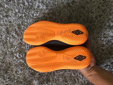 Sálovky umbro, umbro,31