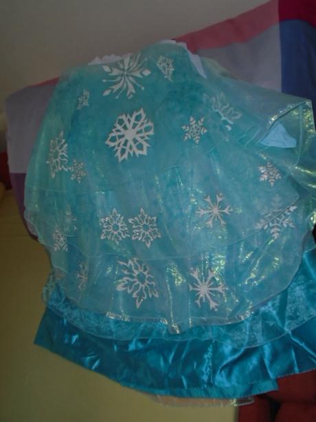 Šaty elsa frozen licence luxusní vel 9/10 let 140, 