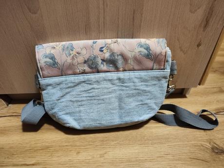 Látková kabelka (crossbody),