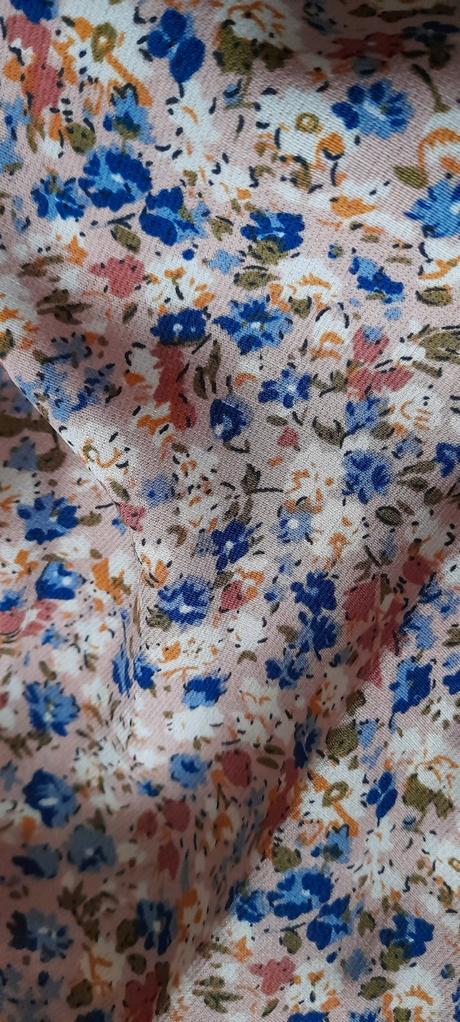 Romantické kvítkové šaty zdobené krajkou, l