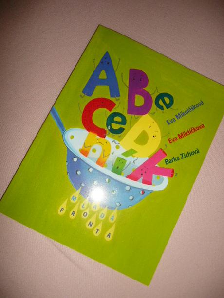 Kniha úkolů abecedník,