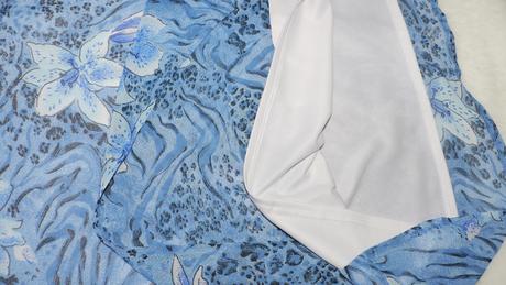 Modre saty s kvety, 40