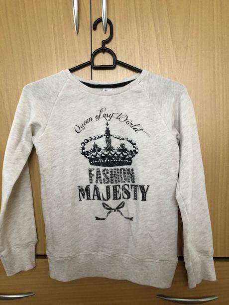 Mikina s flitry a kamínky, c&a,134