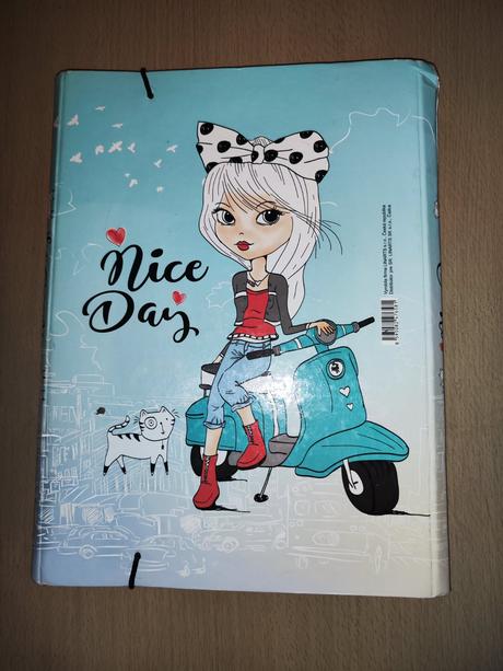 Dvoje desky na sešity, 