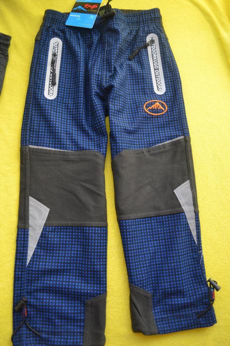 2x jarní sportovní kalhoty šusťák a bavlna,98/104, kugo,98 / 104