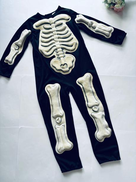 An12/ kostým kostlivec 3d aplikace  - v.5/6 let, 