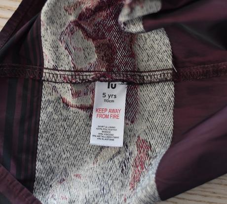 Šaty vel. 5 let, tu,110