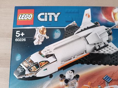 Lego city 60226 raketoplán zkoumající mars,