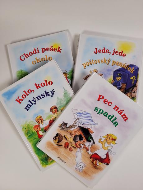 Leporelo s říkadly "kolo, kolo mlýnský", 