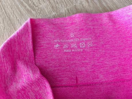 Dámské sportovní kraťasy, s