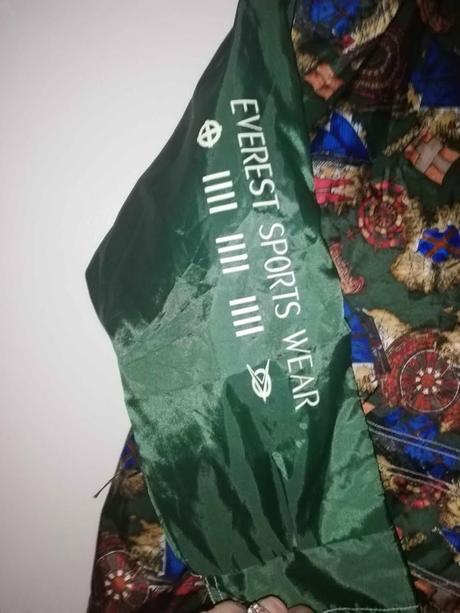 Bunda everest vel.42/44, 42