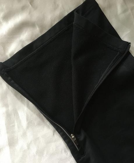 Vel. 40 černé sportovní dámské tepláky, nike,40