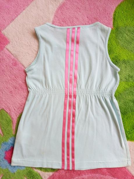 Šaty zn."adidas" vel."134", adidas,134