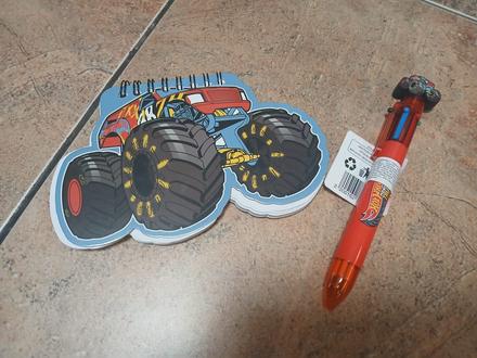 Barevná propiska a blok hot wheels, nové, 