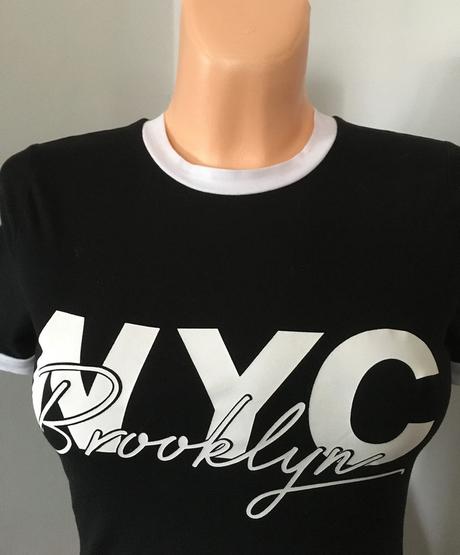 Vel. 36 černé mini šaty s nápisem, 36