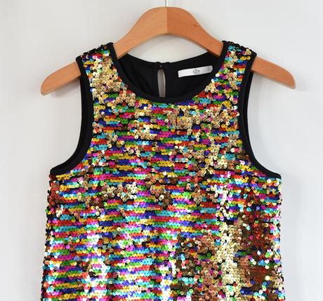 Šaty vel. 9 - 10let, marks & spencer,140