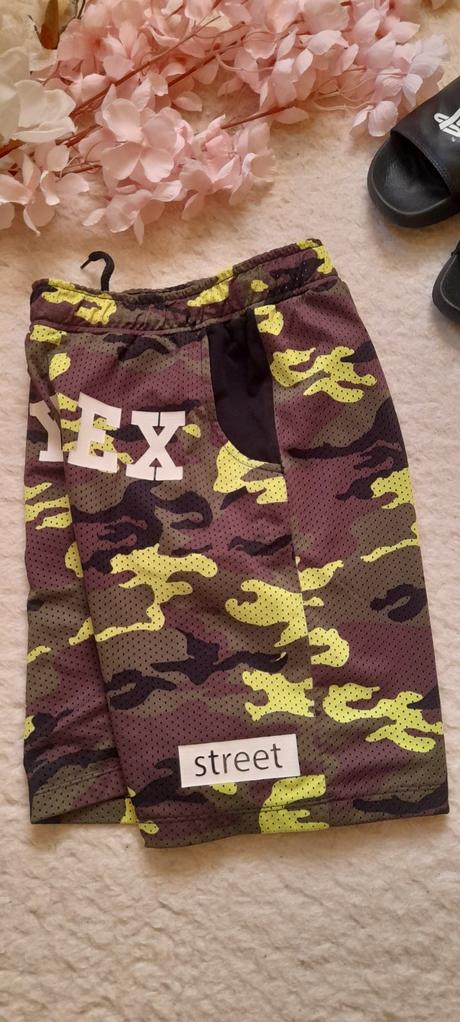 Pyrex maskáčové sportovní šortky, 158