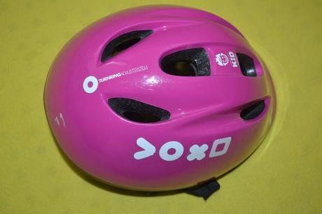 Dívčí cyklistická přilba v.47/53, 