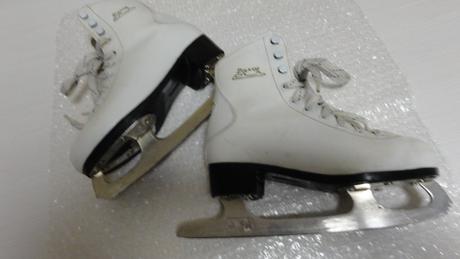 Dívčí brusle na led davos vel. 32, 32