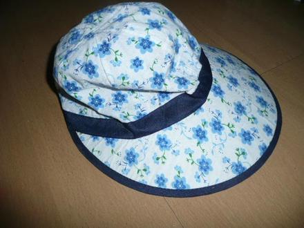 Luxusní klobouček 1- 3 roky klobouk kšilt, 92