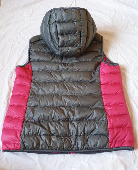 Zateplená vesta vel. m/l, m