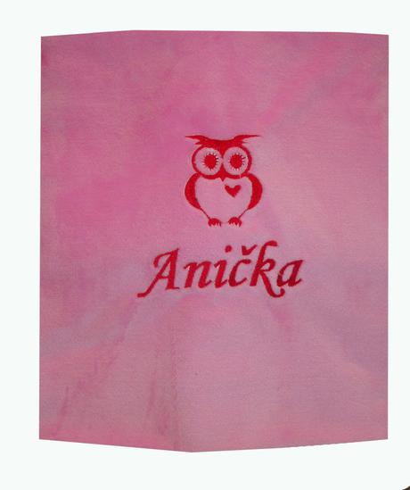 Dvojvrstvá deka s výšivkou na přání - více barev,