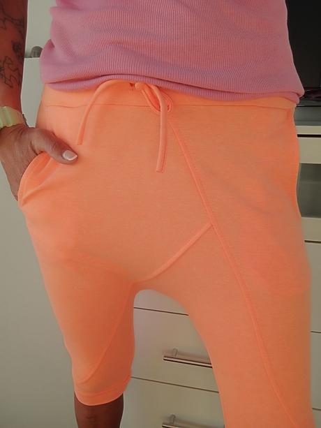 Neón oranžové baggy/nasrávačky vel."uni", 
