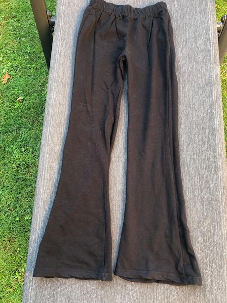 Leginy s rozsirenymi nohavicemi 152 alive cerne, alive,152