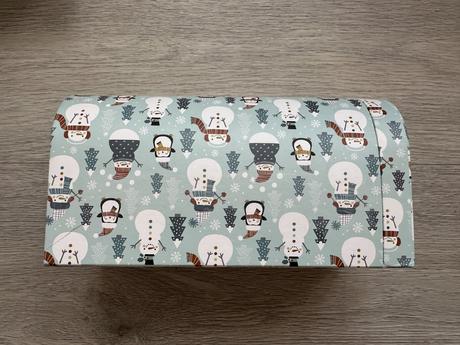 Kartonová krabice se sněhuláky, 2 ks, 