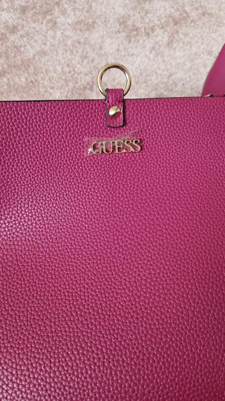 Kabelka guess, guess