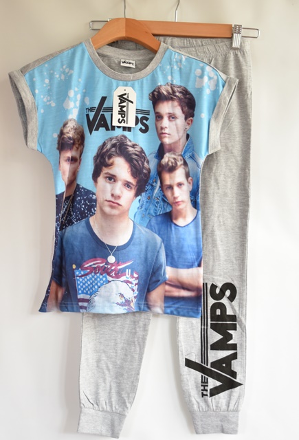 Pyžamo vel. 9 - 10 let, 140