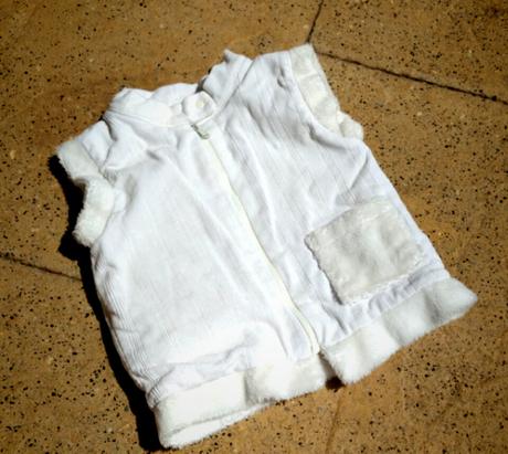 Teplejší vestička / vesta s pejskem na zádech, mamas & papas,74