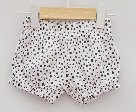 Kraťasy vel. 0 - 3 m, f&f,62