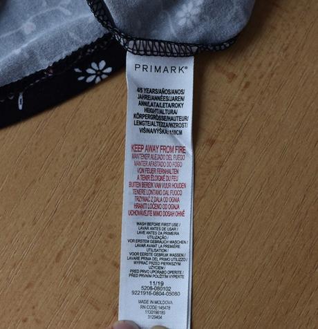 Šaty vel. 4 - 5 let, primark,110
