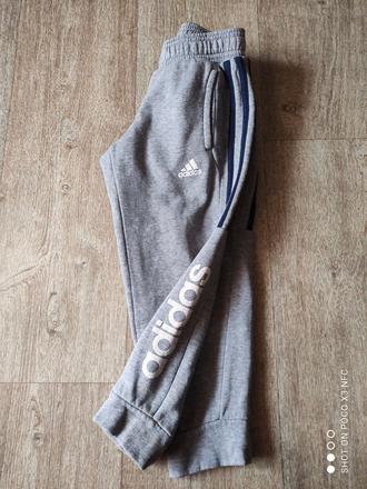 Tepláky adidas chlapec v.104/110, adidas,110