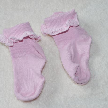 Ponozky se zdobenym krajem, 23