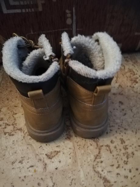 Boty zimní dívčí vel. 37., 37