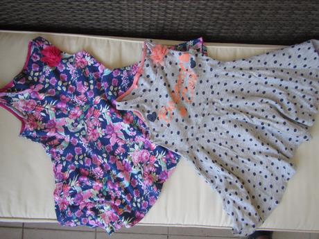 Točivé šatičky, terranova,104-110,puntík a květ, 110