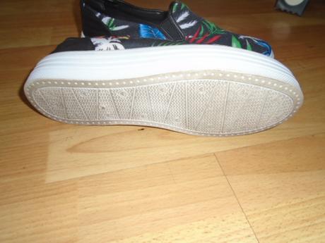 Tenisky vel 38/39 vysoká podrážka květy stélka 24c, 38