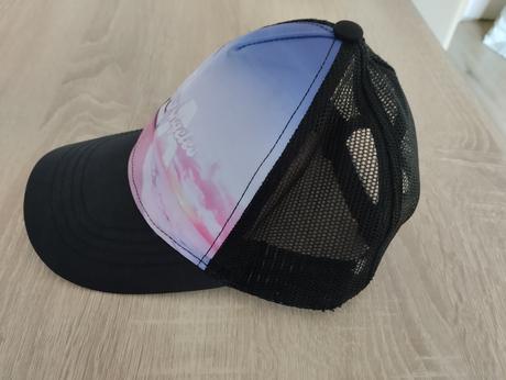 Dívčí kšiltovka, 134