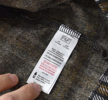 Šatovka vel. 4 - 5 let, f&f,110