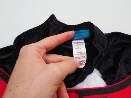 Kostým kocour dr. suess vel 140,